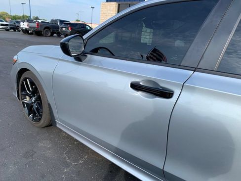 Used 2025 Honda Civic Sport image 12
