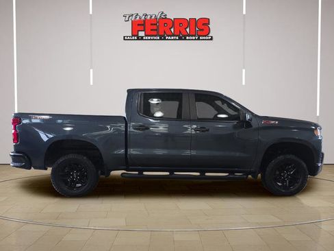 Used 2020 Chevrolet Silverado 1500 Custom Trail Boss w/ Custom Convenience Package AWD/4WD image 6