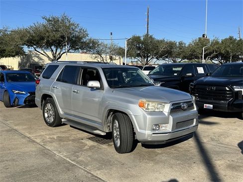 Used 2011 Toyota 4Runner Limited image 2