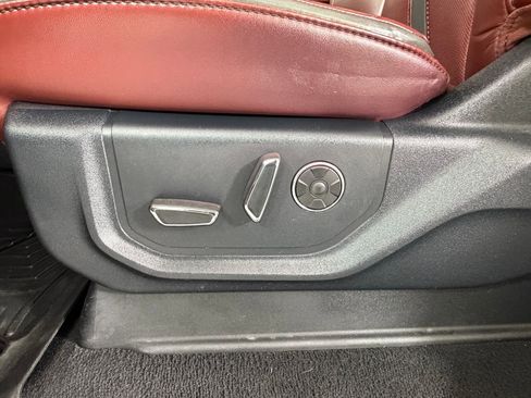 Used 2021 Ford F250 Platinum w/ FX4 Off-Road Package image 13