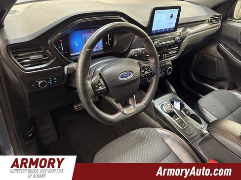 Used 2024 Ford Escape ST-Line image 9
