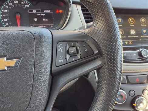 Used 2019 Chevrolet Trax LS FWD image 19