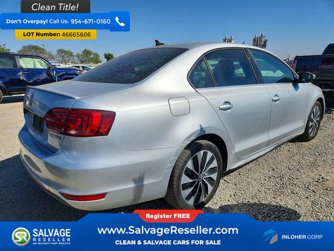 Used 2014 Volkswagen Jetta SEL Premium image 4