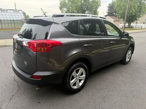 Used 2013 Toyota RAV4 XLE image 6