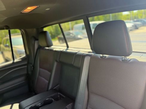 Used 2025 Honda Ridgeline Black Edition image 24