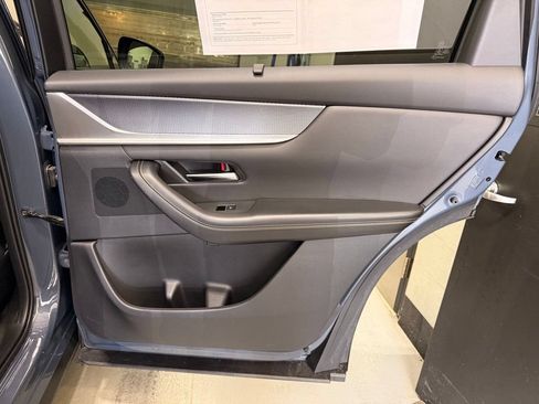 Used 2025 MAZDA CX-70 Plug-In Hybrid w/ Premium Plus AWD/4WD image 25