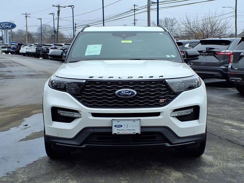 Certified 2022 Ford Explorer ST w/ Equipment Group 401A image 9