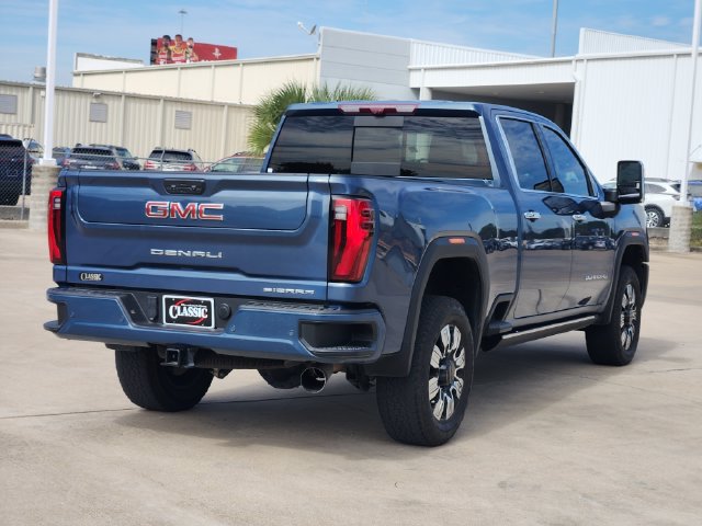 Used 2025 GMC Sierra 2500 Denali w/ Denali Reserve Package AWD/4WD image 7
