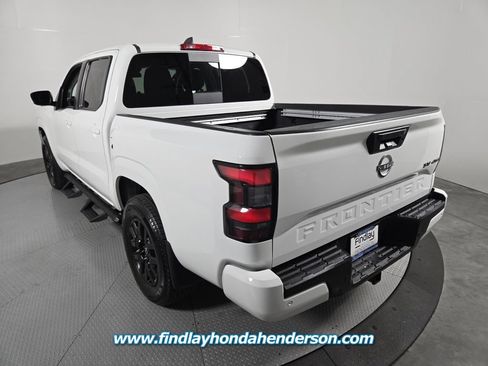 Used 2023 Nissan Frontier SV w/ SV Convenience Package AWD/4WD image 4
