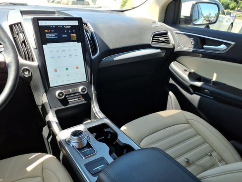 Used 2022 Ford Edge SEL w/ Convenience Package AWD/4WD image 15