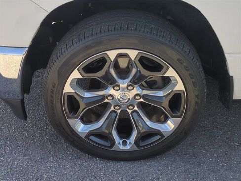 Certified 2021 RAM 1500 Big Horn image 11