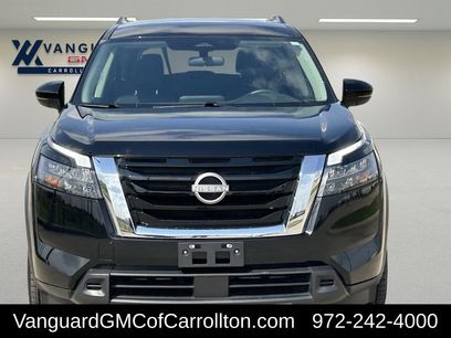 Used 2025 Nissan Pathfinder SV