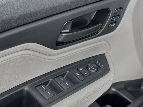 Certified 2023 Honda Odyssey EX-L image 17