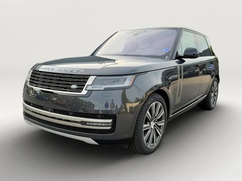 Used 2023 Land Rover Range Rover SE AWD/4WD image 3