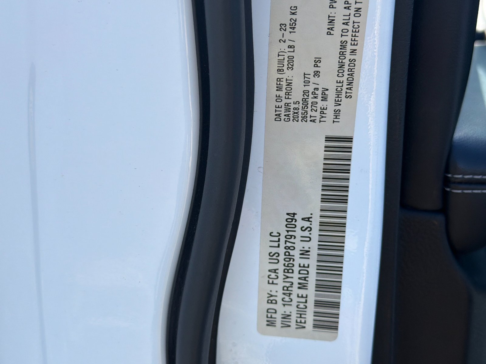 Used 2023 Jeep Grand Cherokee 4WD 4xe w/ Luxury Tech Group II image 46