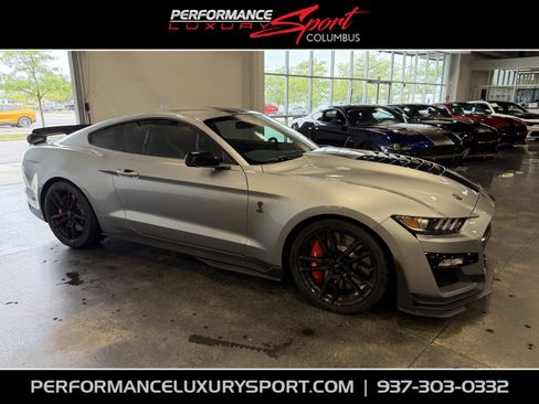 Used 2022 Ford Mustang Shelby GT500 w/ Technology Package RWD image 1
