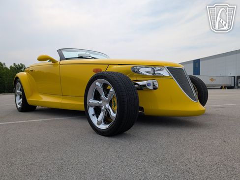 Used 1999 Plymouth Prowler image 22