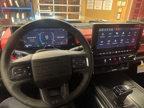 New 2026 GMC Hummer EV 3X w/ Carbon Fiber Edition Package image 19