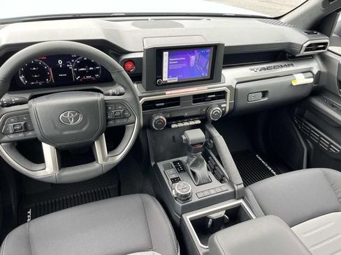 New 2026 Toyota Tacoma TRD Off-Road AWD/4WD image 14