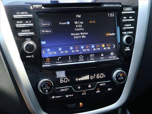 Used 2016 Nissan Murano Platinum w/ Platinum Technology Package AWD/4WD image 19