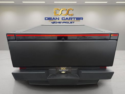 Used 2024 Tesla Cybertruck AWD Crew Cab image 13