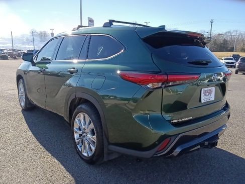 Used 2023 Toyota Highlander Limited image 5