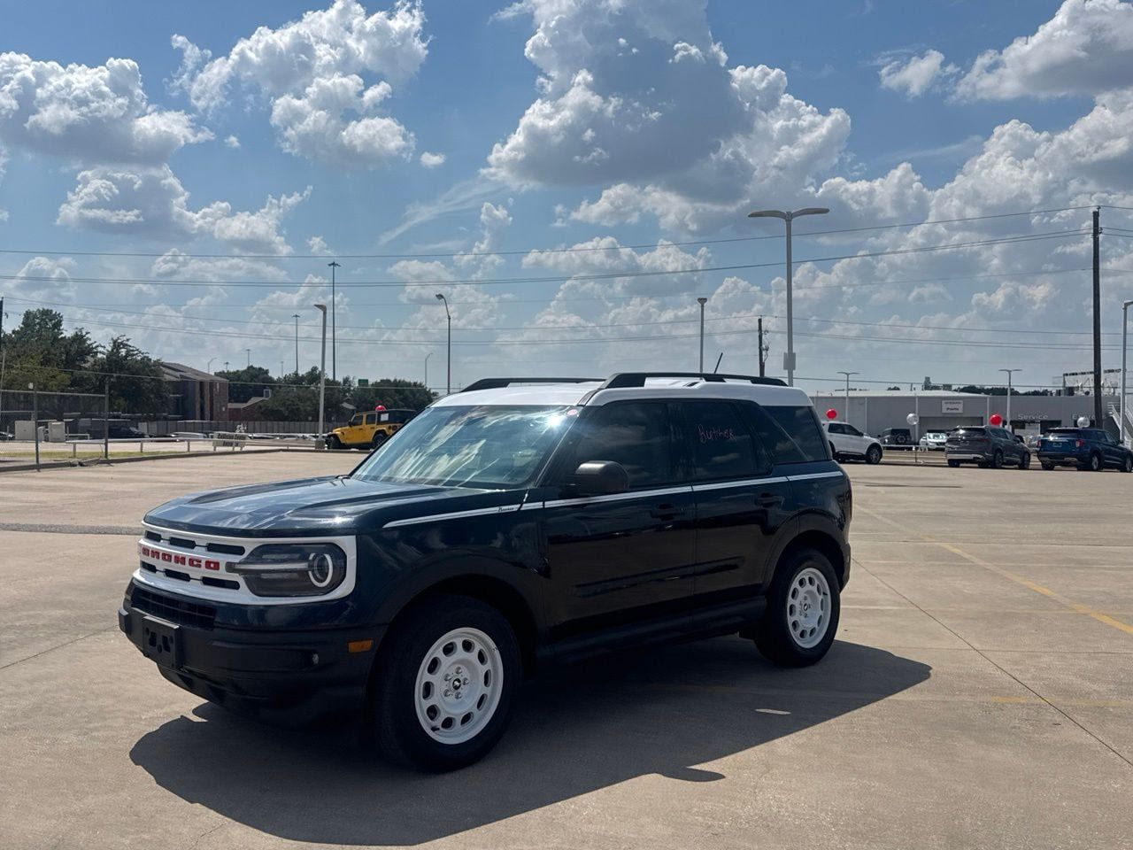 Used 2024 Ford Bronco Sport Heritage w/ Heritage Convenience Package AWD/4WD image 11