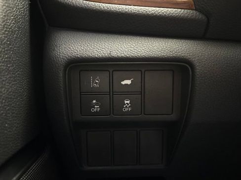 Used 2017 Honda CR-V Touring image 29