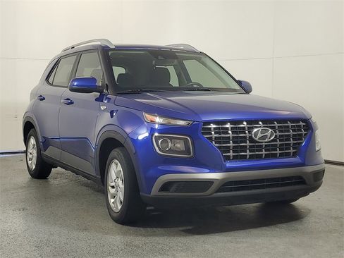 Used 2020 Hyundai Venue SEL w/ Convenience Package image 1