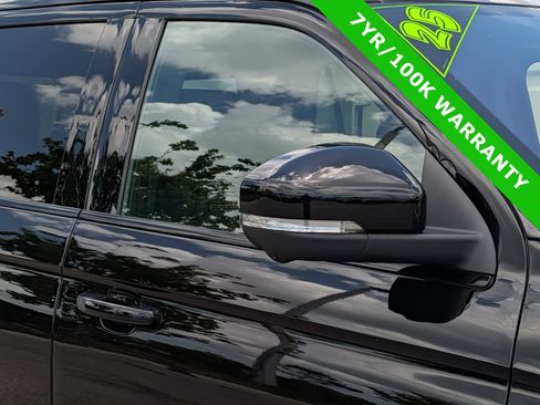 Certified 2025 Ford Expedition Platinum w/ Stealth Appearance Package AWD/4WD image 10