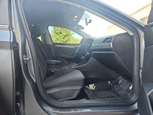 Used 2019 Volkswagen Jetta S w/ Driver Assistance Package FWD image 21