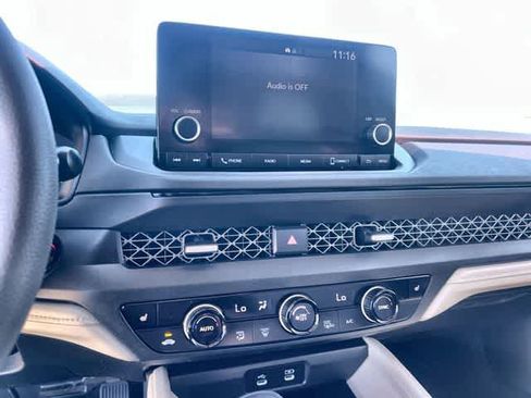 Used 2023 Honda Accord EX image 18