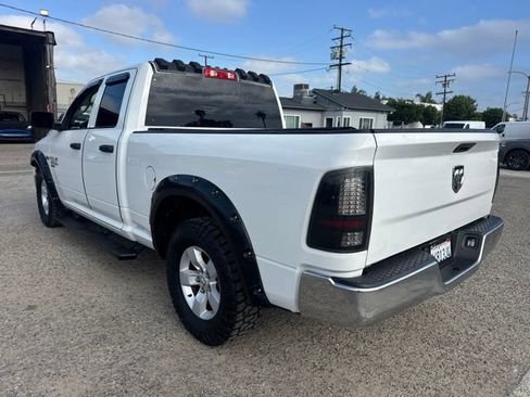 Used 2024 RAM 1500 Classic SLT RWD image 9