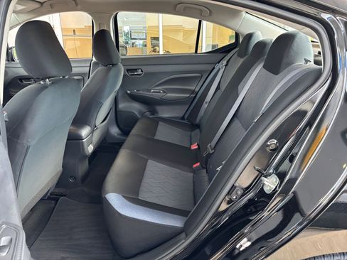 Used 2025 Nissan Versa SV FWD image 25