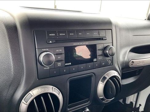 Used 2013 Jeep Wrangler Sport image 26