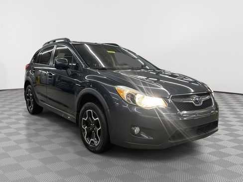 Used 2014 Subaru Crosstrek 2.0i Limited image 3