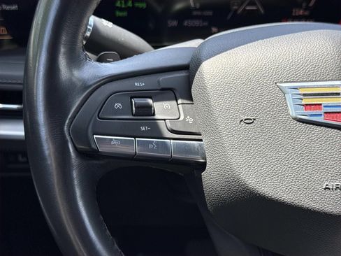 Used 2024 Cadillac XT4 Premium Luxury AWD/4WD image 15