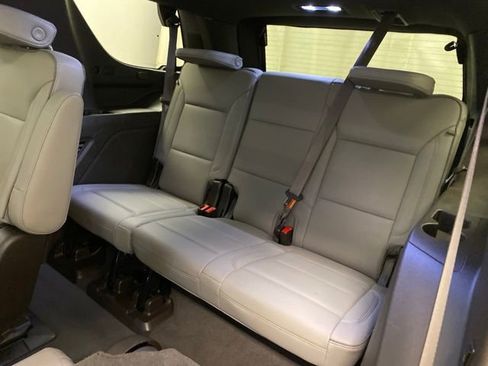 Used 2021 GMC Yukon SLT w/ SLT Premium Package AWD/4WD image 22