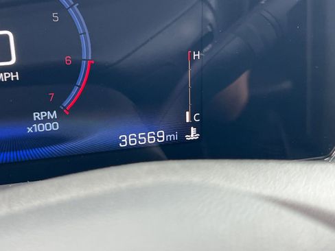 Used 2025 Chevrolet TrailBlazer LT FWD image 45