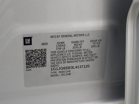 Used 2020 Chevrolet Sonic LT FWD image 33