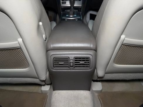 Used 2010 INFINITI G37 x Sedan w/ Premium Pkg image 22