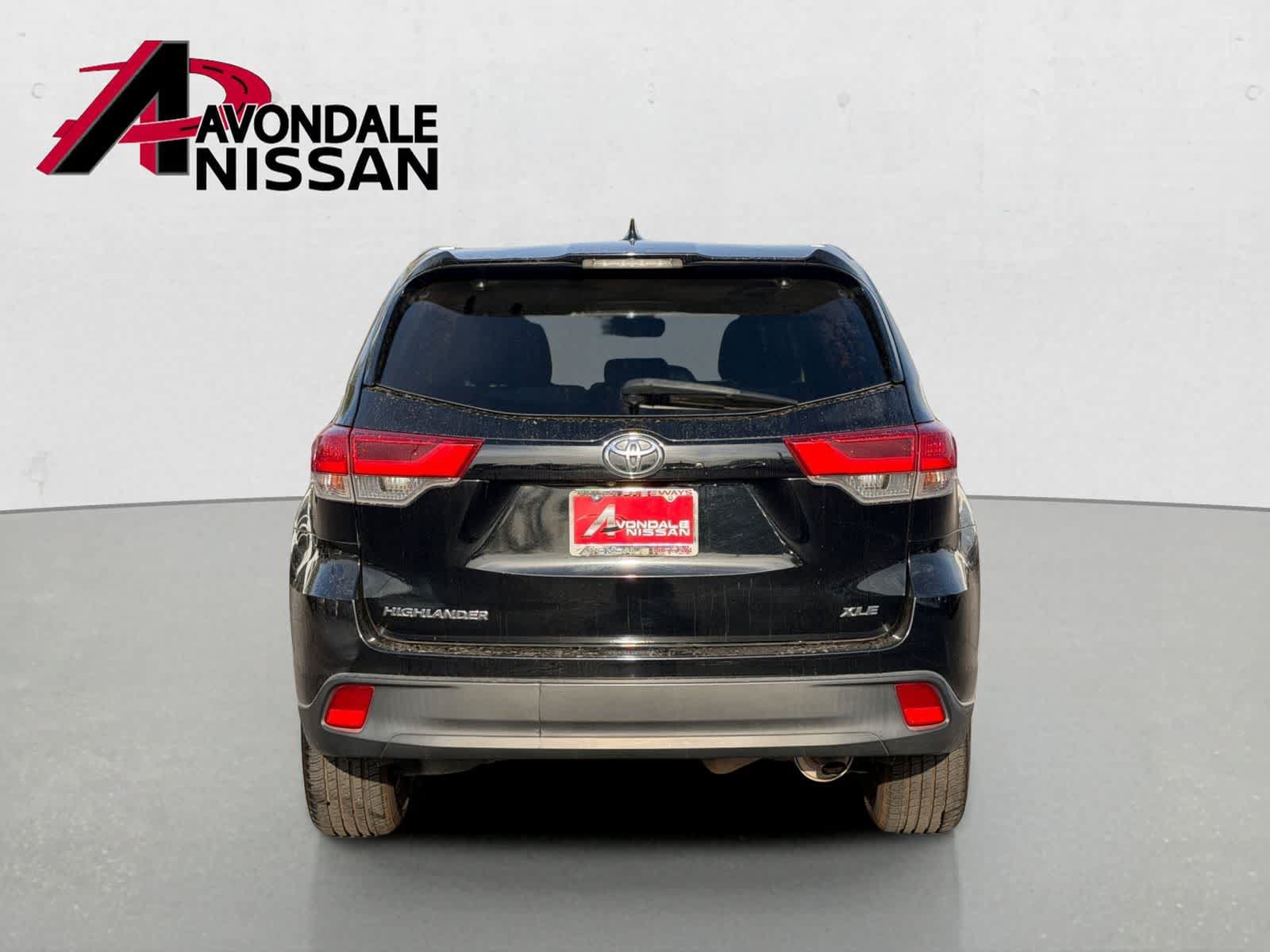 Used 2018 Toyota Highlander XLE FWD image 5