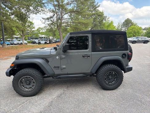 Used 2021 Jeep Wrangler Sport AWD/4WD image 2