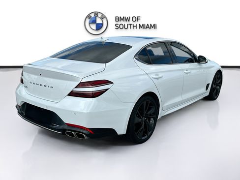 Used 2023 Genesis G70 2.0T w/ Sport Prestige Package RWD image 7