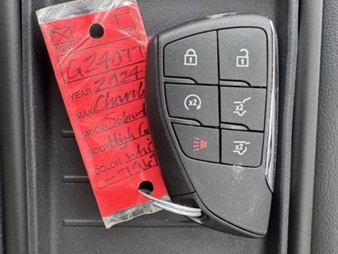 Used 2024 Chevrolet Suburban High Country image 44