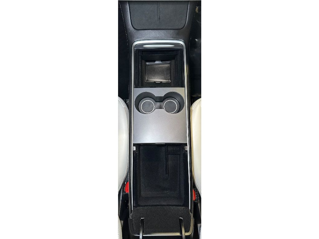 Used 2024 Tesla Model Y Long Range AWD/4WD image 37