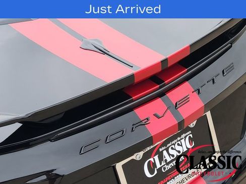 Used 2023 Chevrolet Corvette Stingray Preferred Cpe w/ Z51 Performance Package RWD image 11