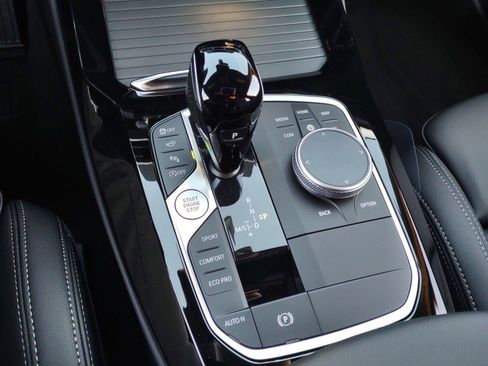 Used 2024 BMW X3 sDrive30i w/ Convenience Package image 17