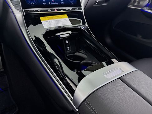 New 2026 Mercedes-Benz GLC 300 image 5