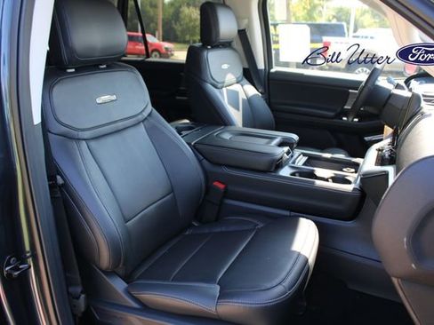 New 2025 Ford Expedition Max Platinum image 7